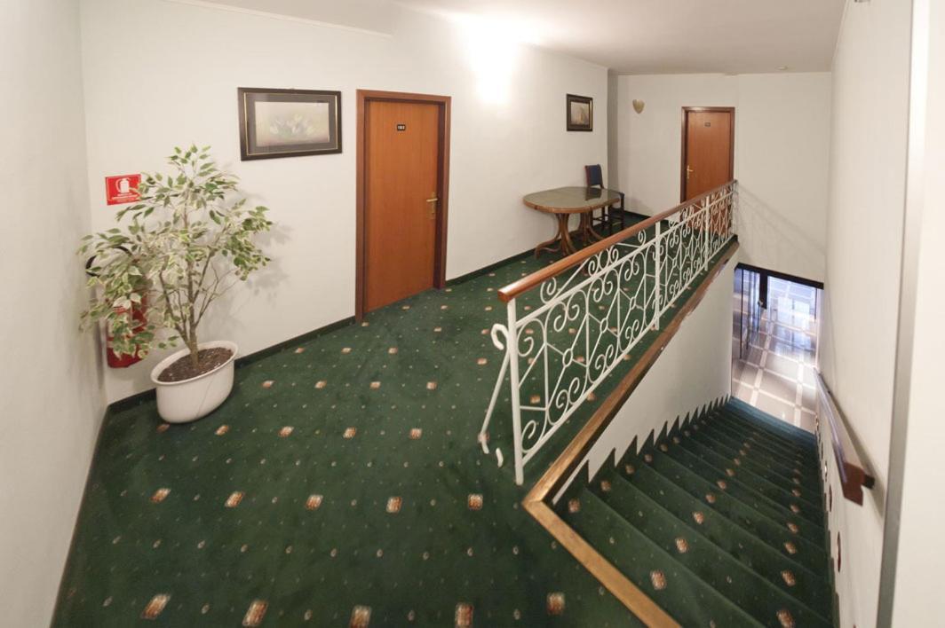 Hotel Zephyr - Plovanija Buje Exteriér fotografie